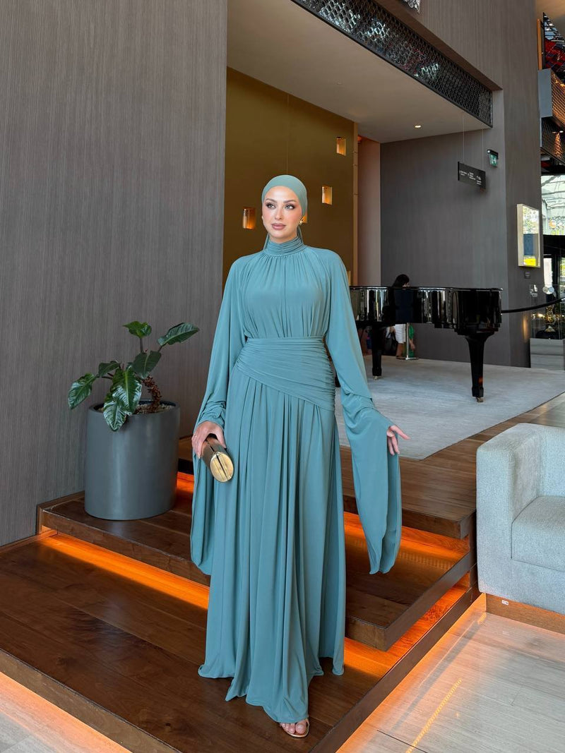 The sleeve dress qashe
